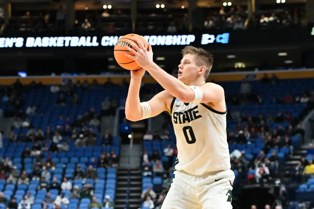 Jaxon Kohler in a Michigan State Spartans uniform during a college basketball game