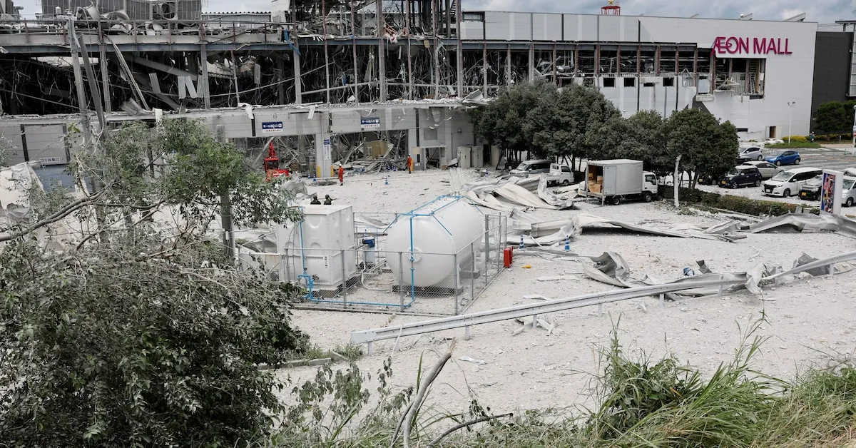 Exterior view of the damaged Aeon Mall Kumamoto shopping centre after the earthquake and secondary gas explosion
